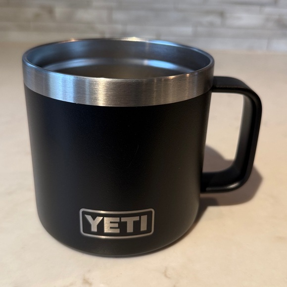 Yeti Rambler Mug 14 oz - Picture 4 of 8